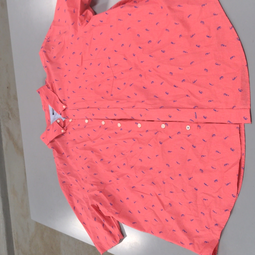 Izod short sleeve seahorse shirt
